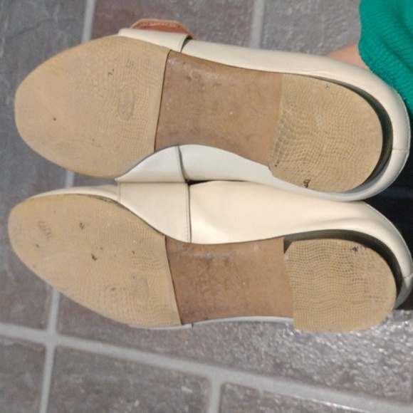 Bally white cream gold buckle hardware loafer size 36.5 - Picture 9 of 11